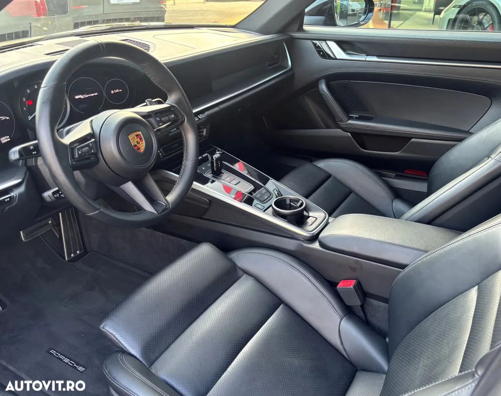 Porsche 911 Carrera PDK - 7