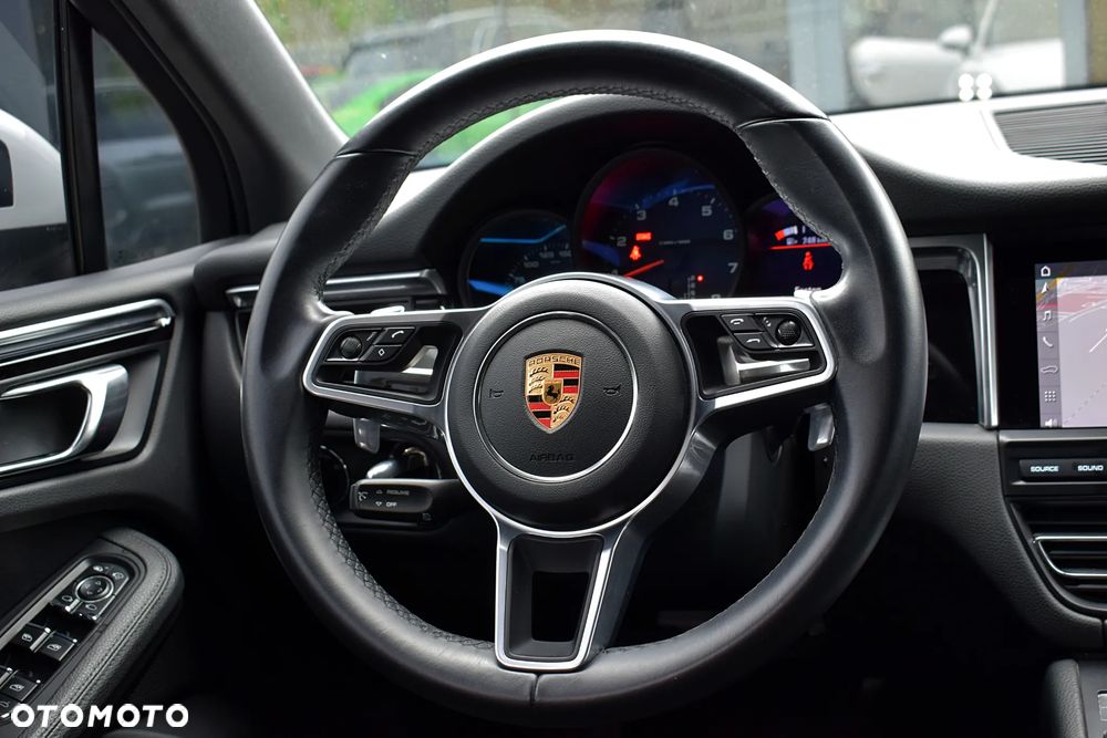 Porsche Macan Standard - 5