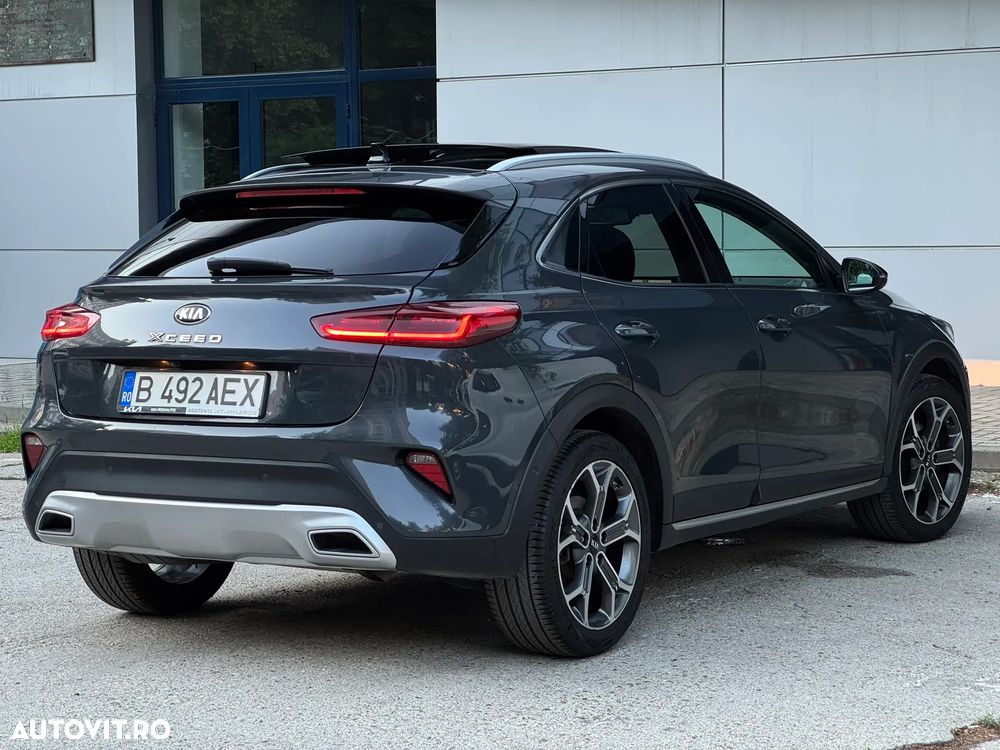 Kia XCeed 1.6 CRDi DCT7 SPIRIT - 4