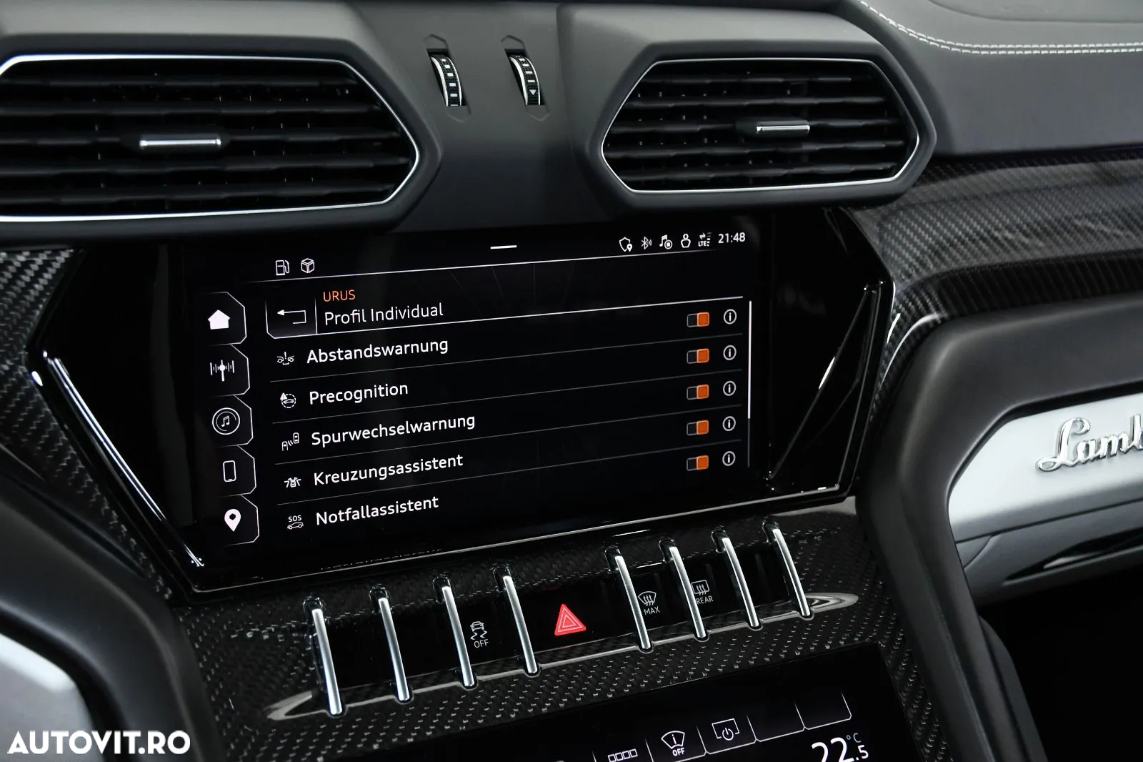 Lamborghini URUS - 34