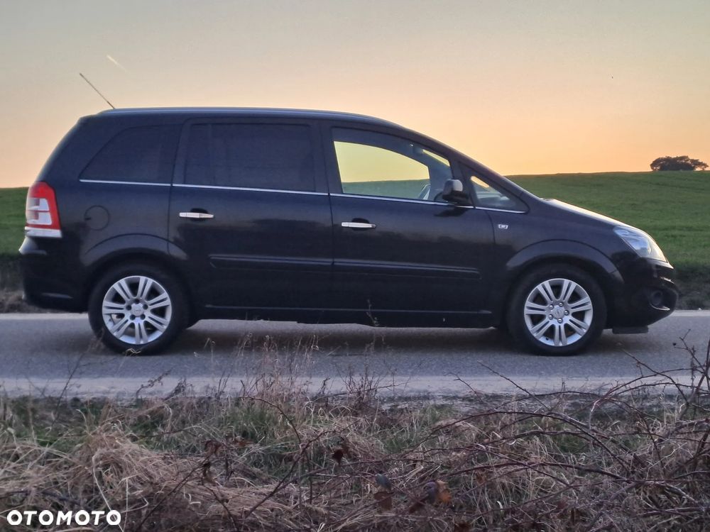 Opel Zafira 1.7 CDTI ecoFLEX Design Edition - 6