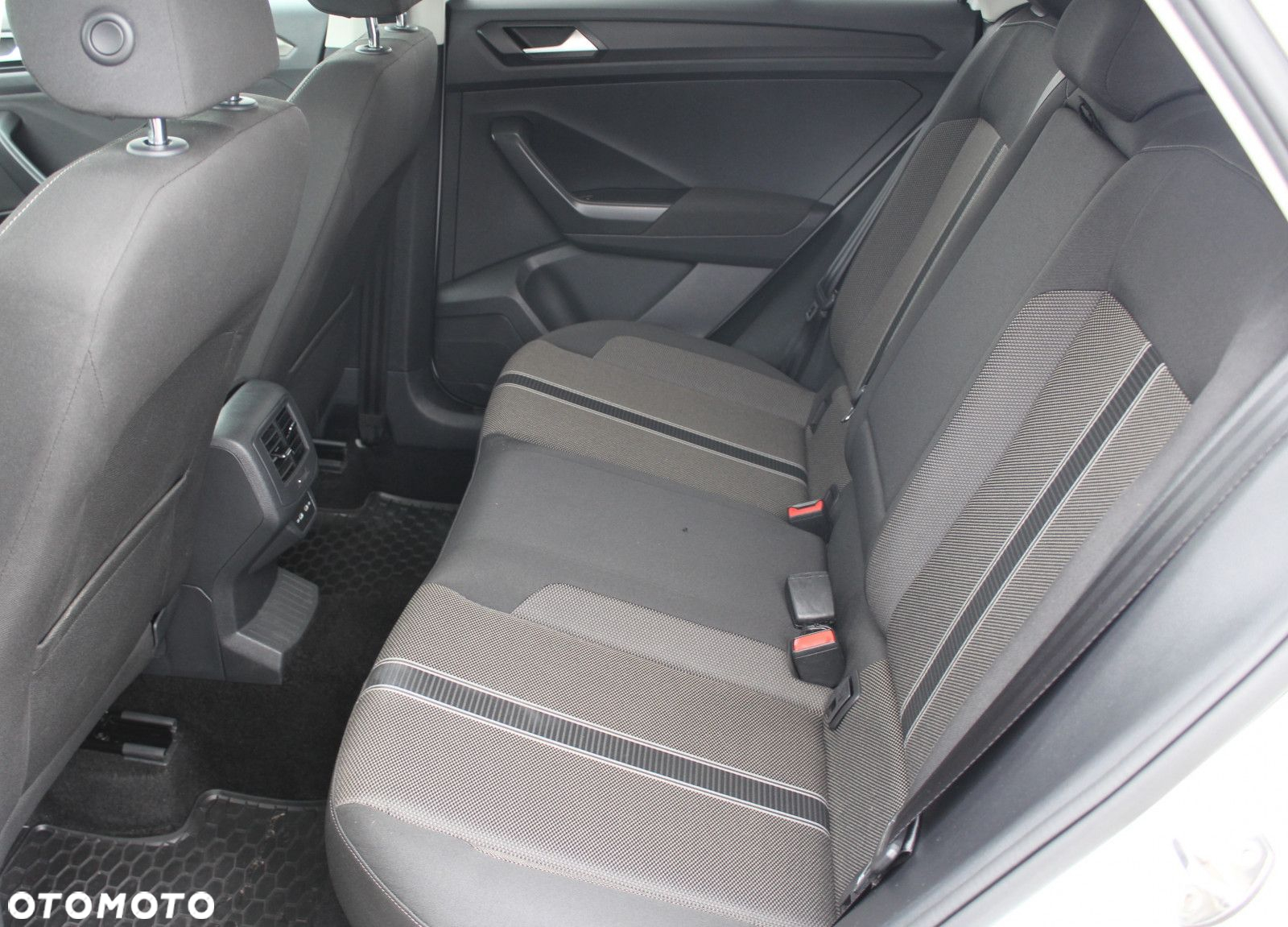 Volkswagen T-Roc 1.5 TSI GPF ACT Advance DSG - 13