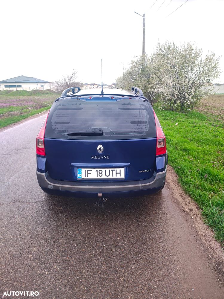 Renault Megane 1.5 dCi Avantage - 11