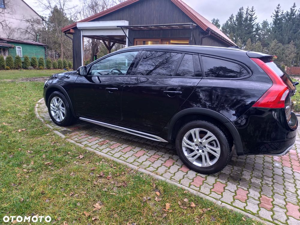 Volvo V60 Cross Country - 29