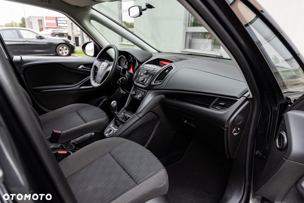 Opel Zafira Tourer 1.4 Turbo Sport - 22