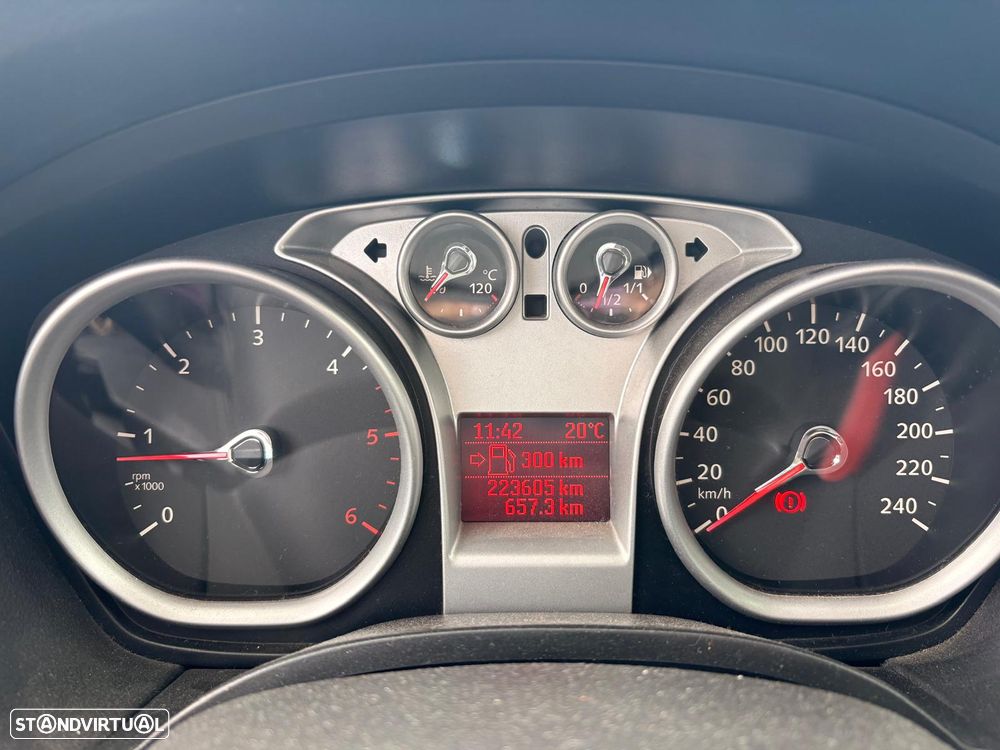 Ford Focus 1.6 TDCi Connection - 10