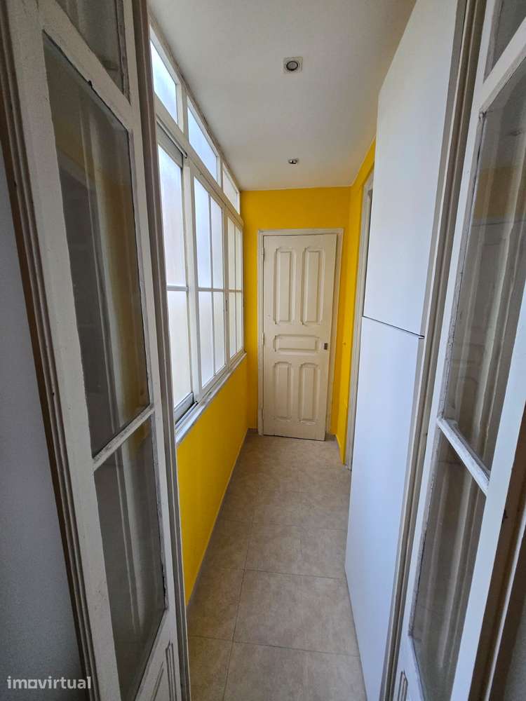 Apartamento T2 em Belém com cozinha equipada - Grande imagem: 5/6