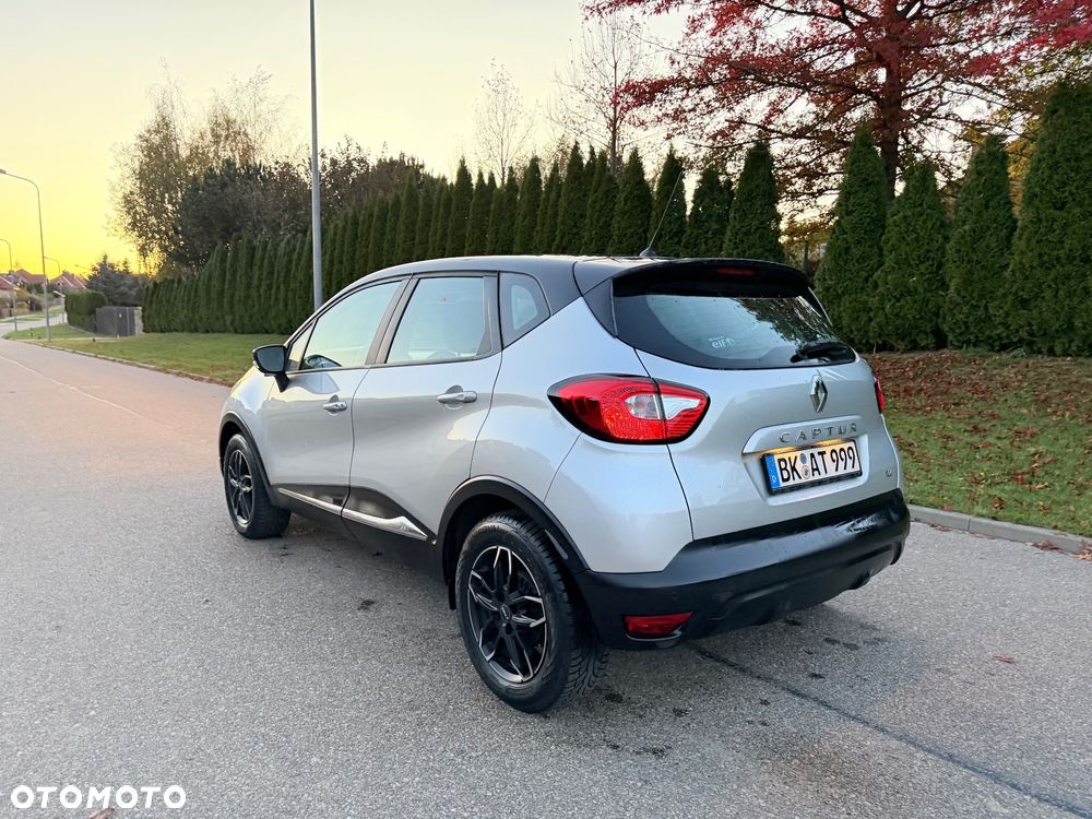 Renault Captur - 22