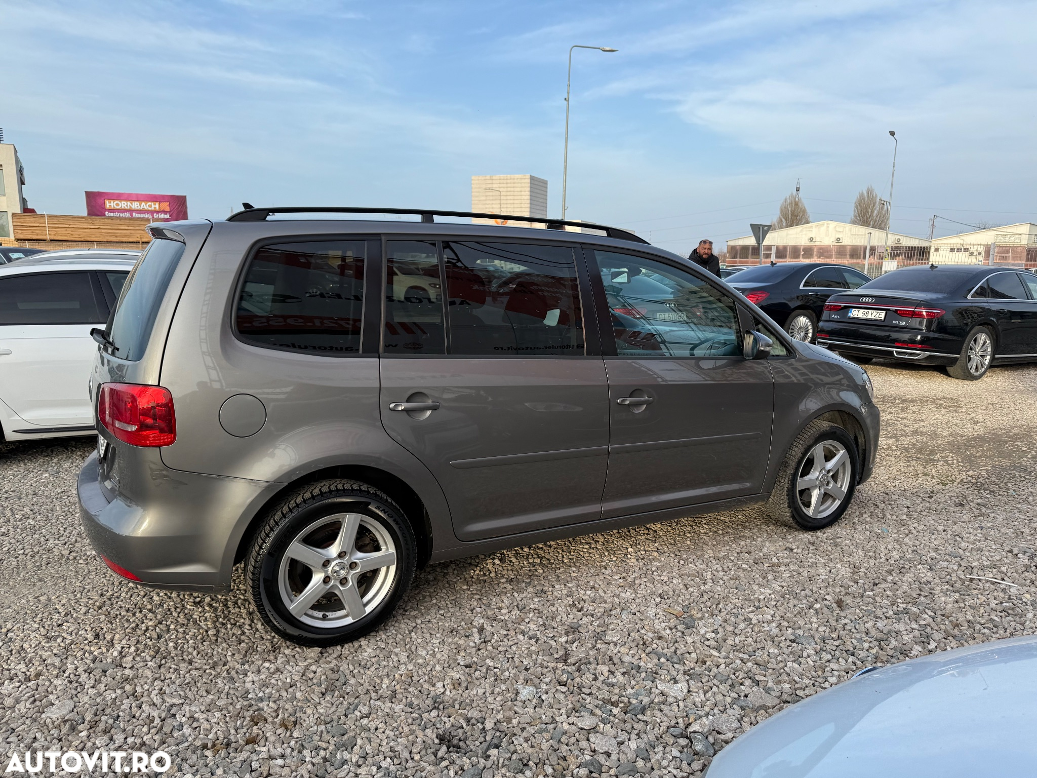 Volkswagen Touran 1.6 TDI SCR BlueMotion Technology Trendline - 4