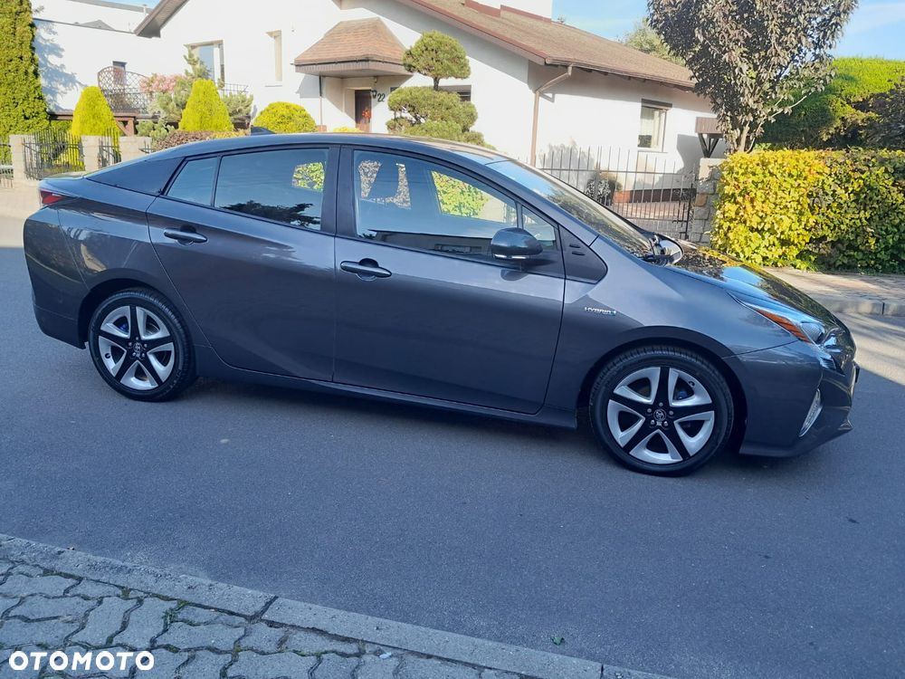 Toyota Prius - 7