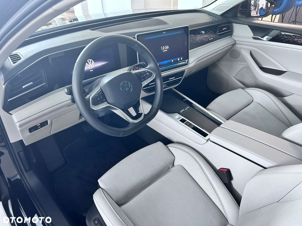 Volkswagen Passat - 8