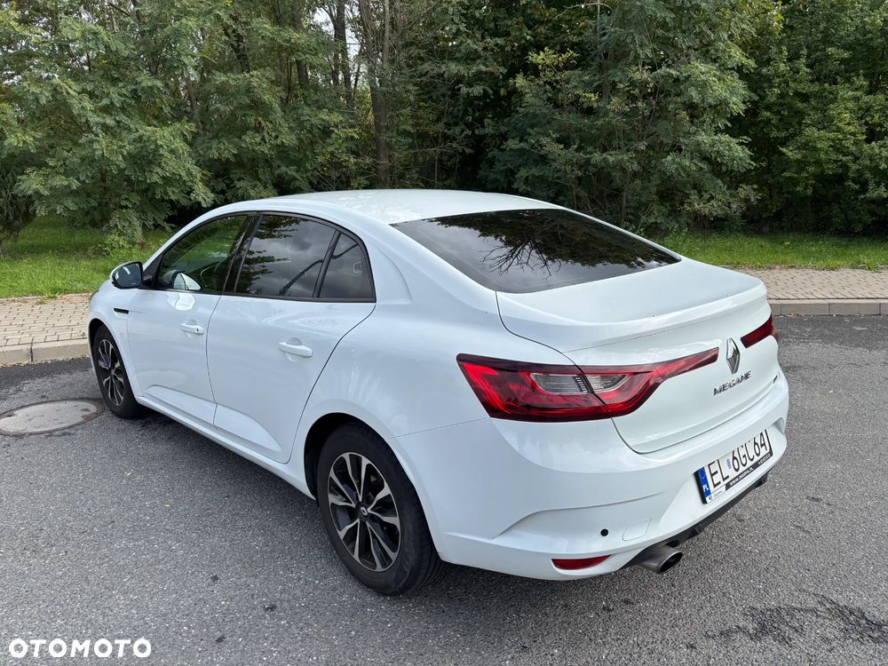 Renault Megane 1.6 SCe Life - 9