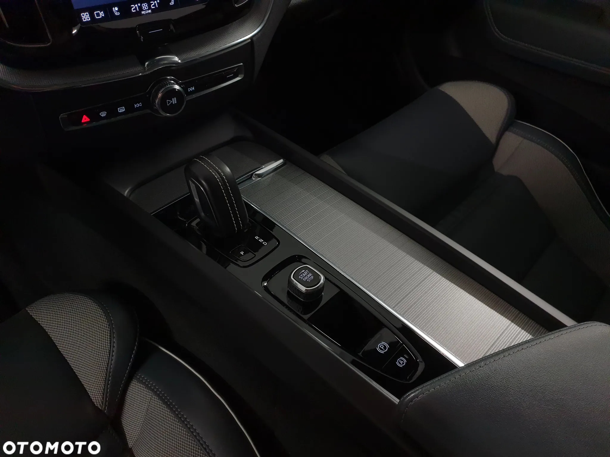 Volvo XC 60 B4 D AWD Geartronic RDesign - 34