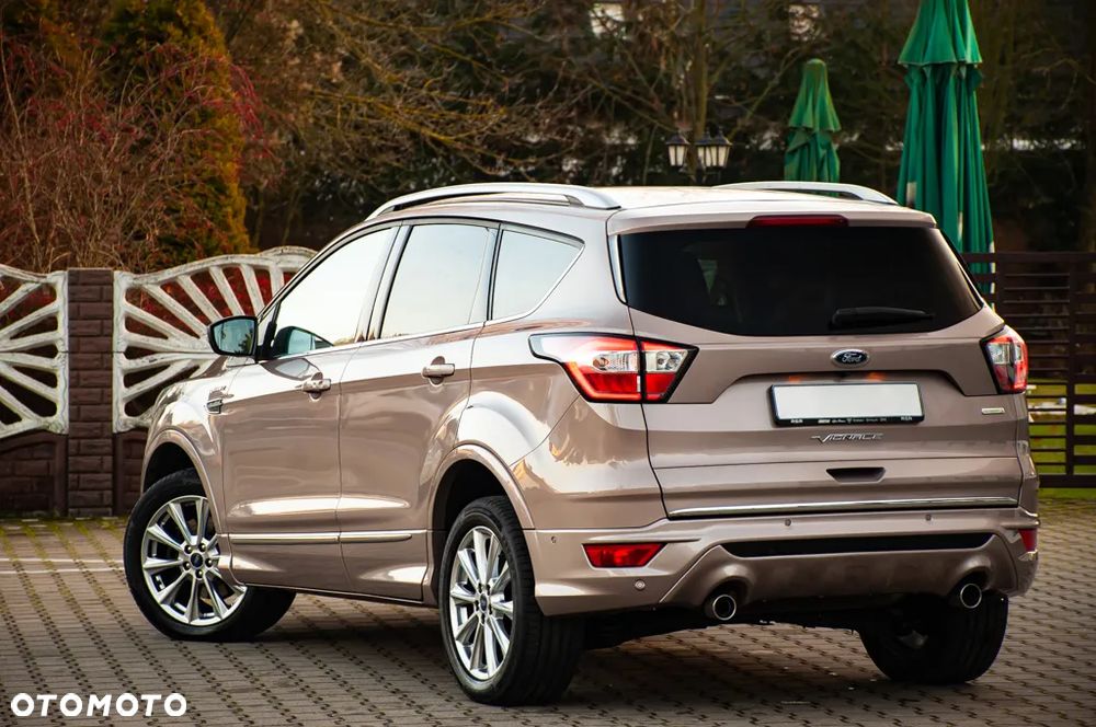 Ford Kuga 1.5 EcoBoost 4x4 Titanium - 39