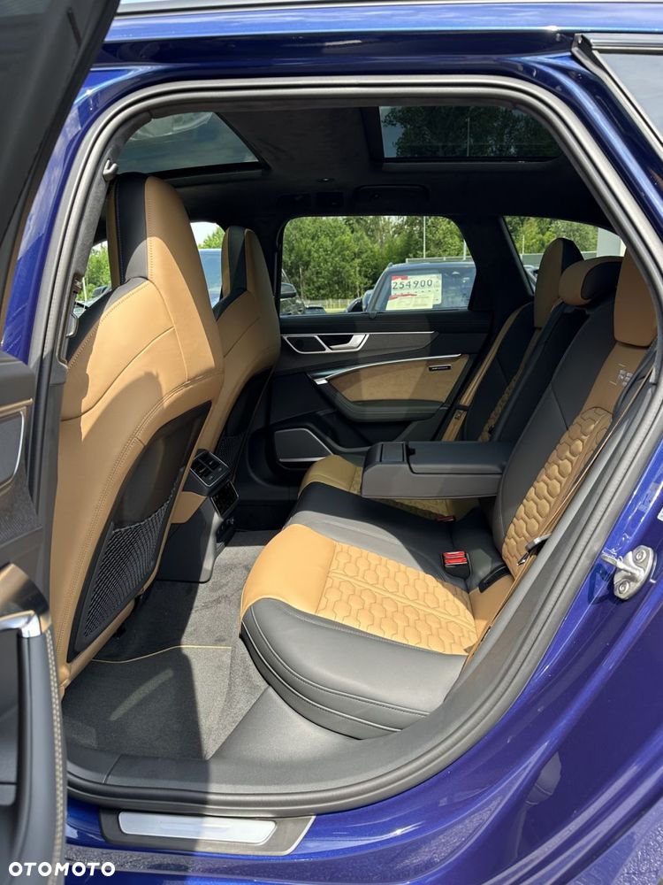 Audi RS6 Avant - 21