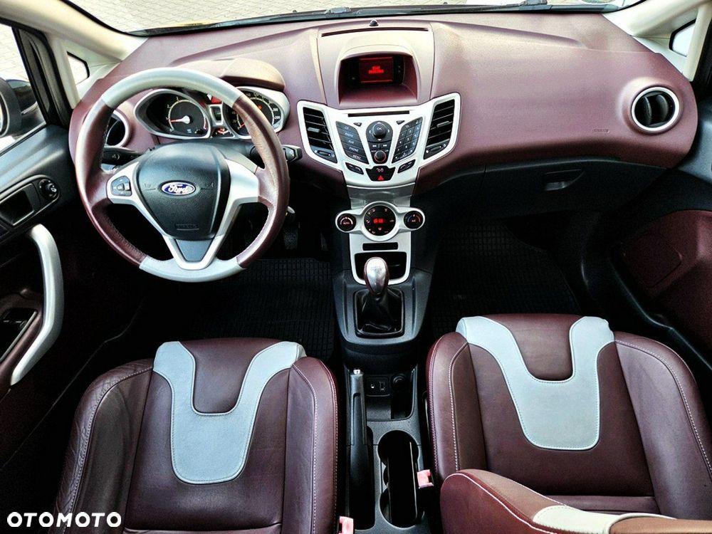 Ford Fiesta - 13