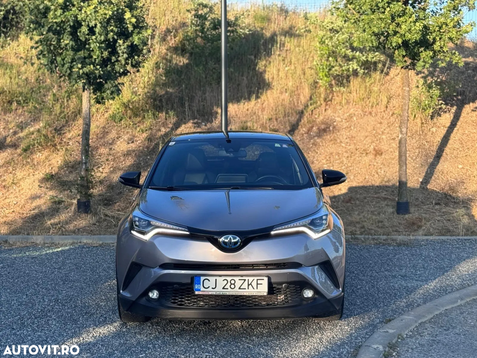 Toyota C-HR 1.8 HSD 4x2 CVT C-lassy LED - 4