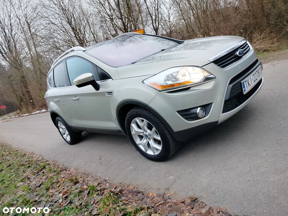 Ford Kuga 2.0 TDCi 2x4 Titanium - 13