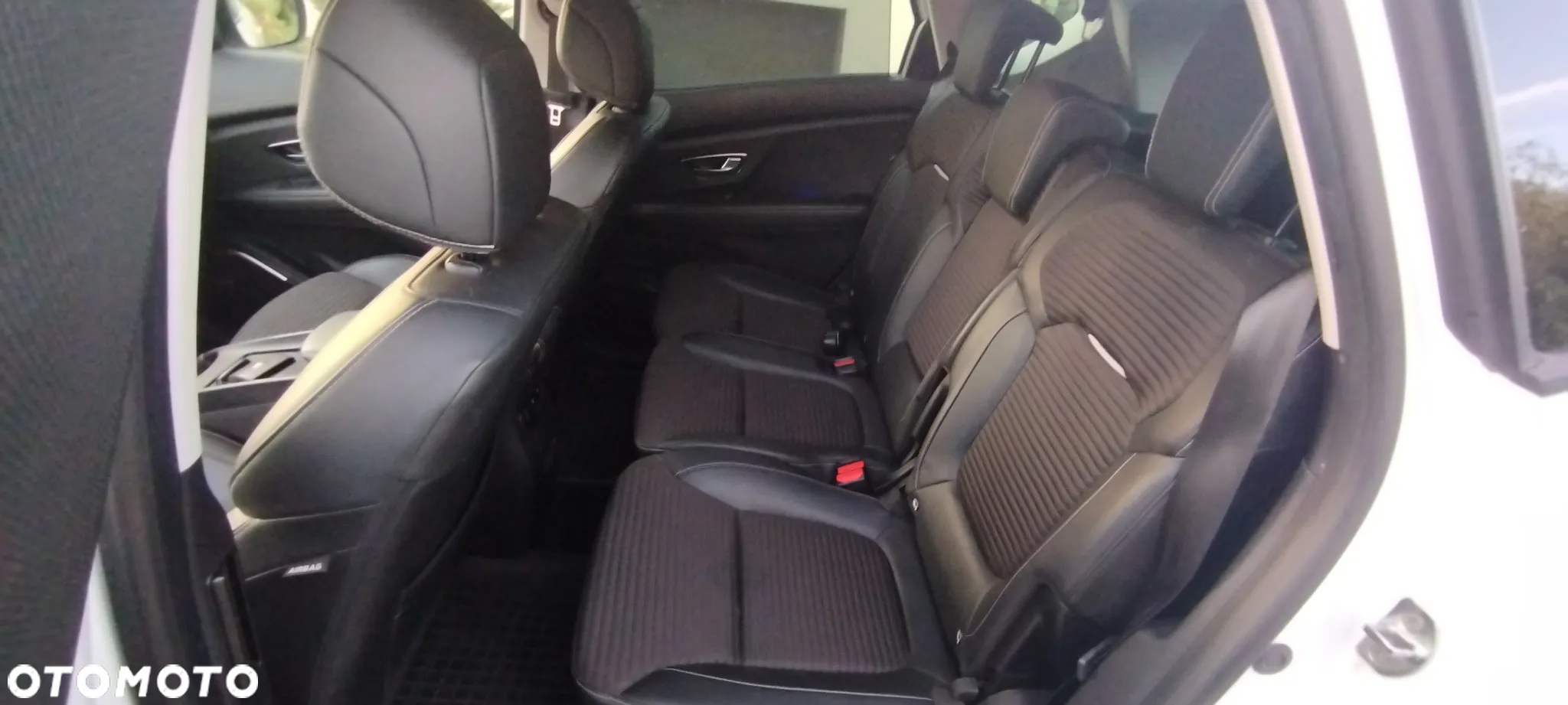 Renault Scenic - 8