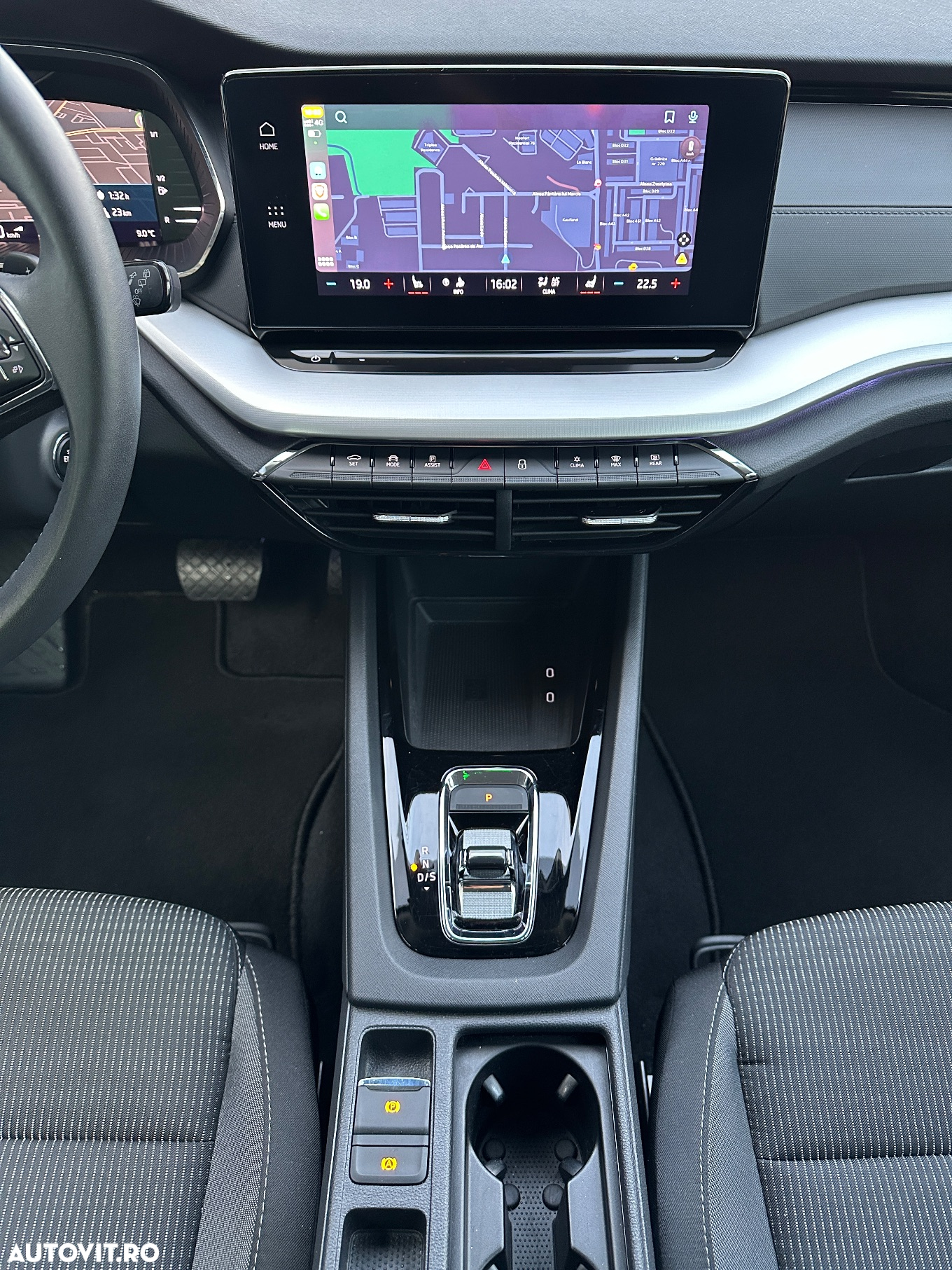 Skoda Octavia Combi 1.4 TSI iV DSG First Edition - 8