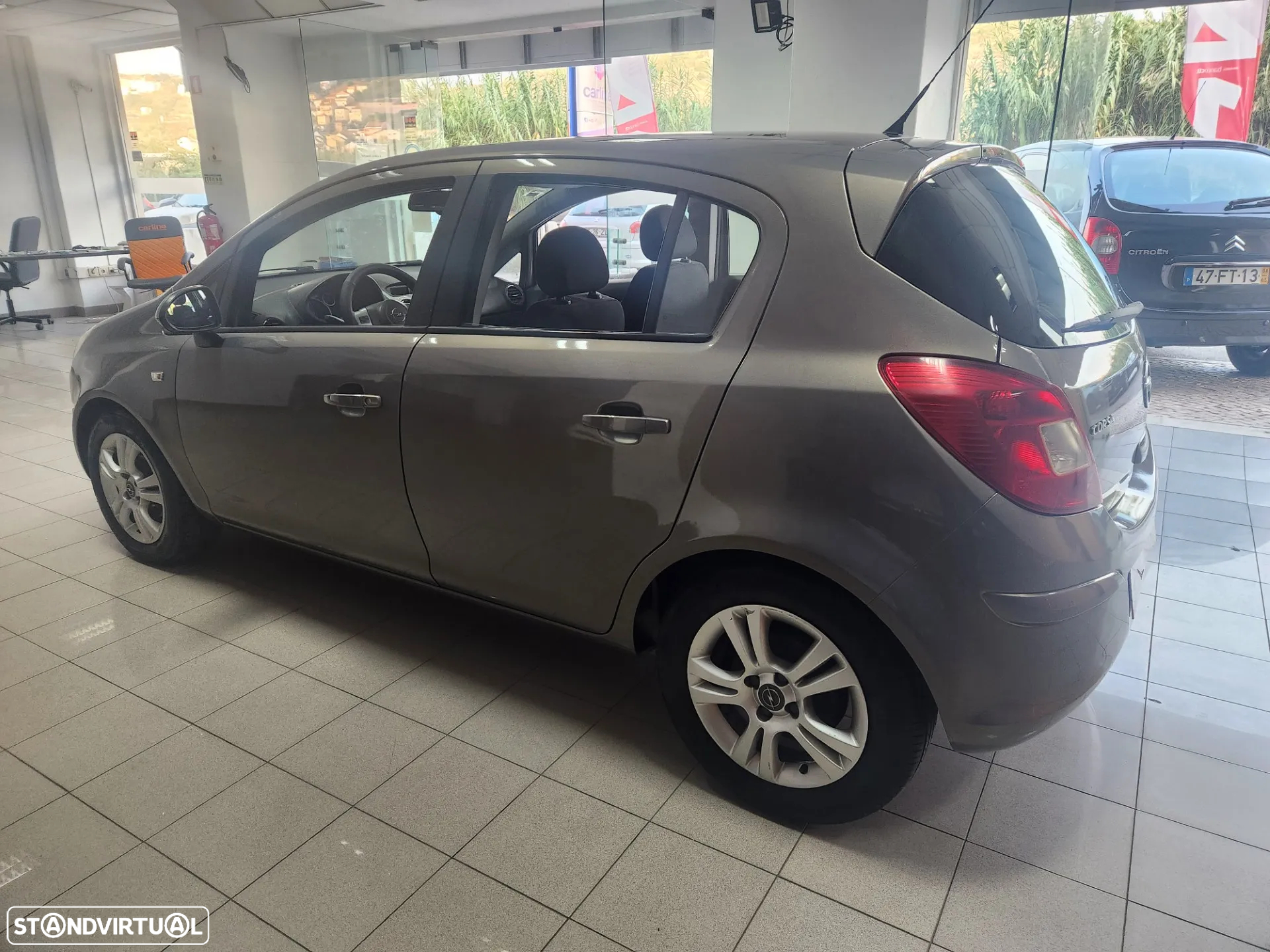 Opel Corsa 1.3 CDTi Enjoy ecoFLEX - 11