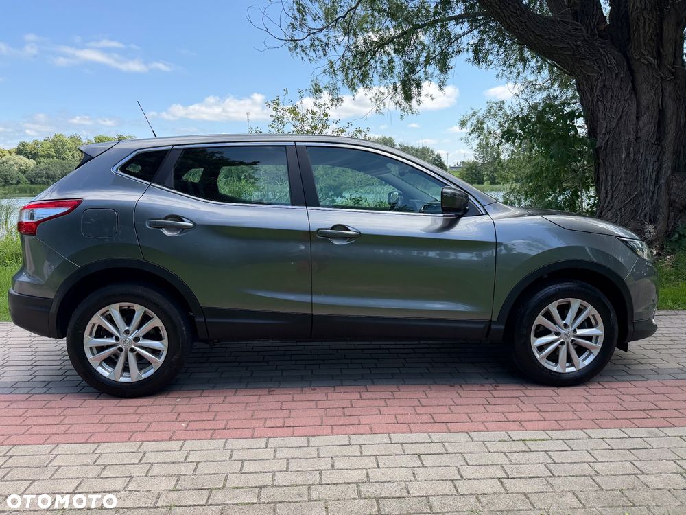 Nissan Qashqai - 2
