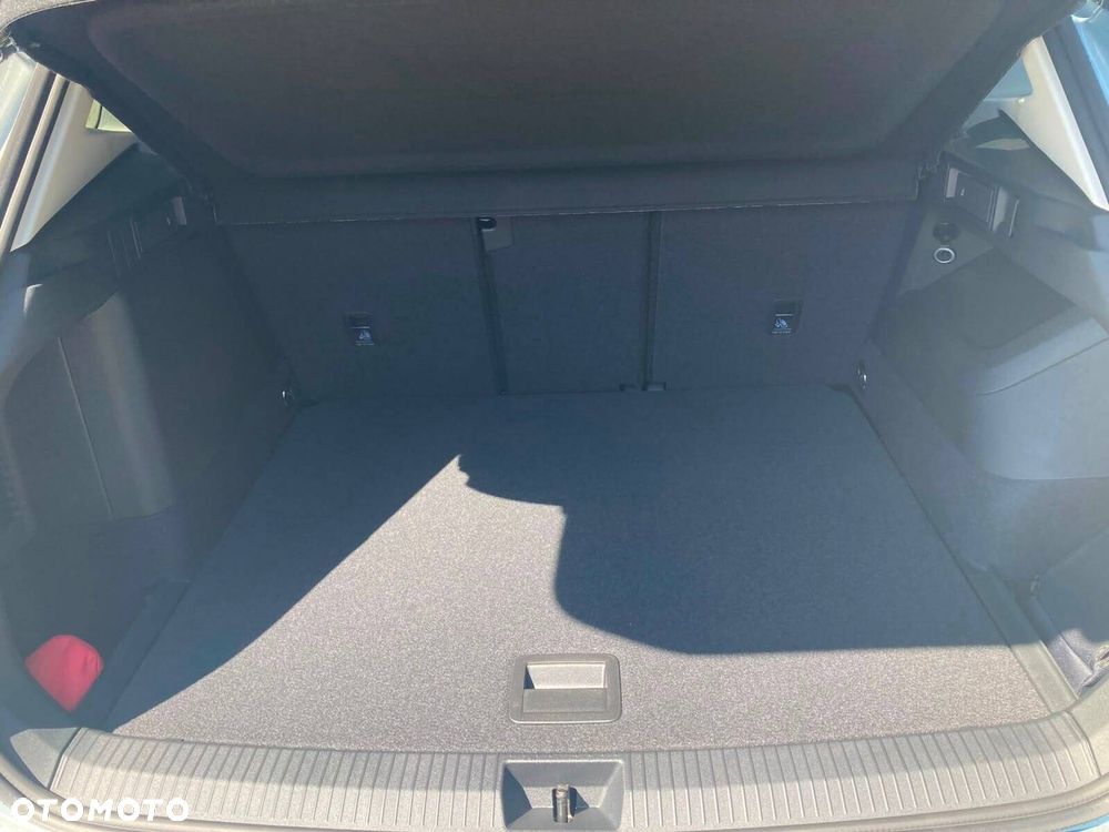 Volkswagen Tiguan - 18