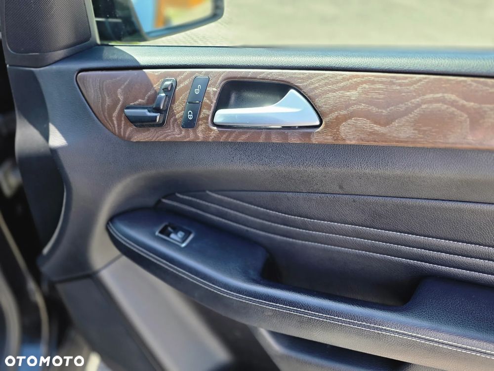 Mercedes-Benz ML 250 BlueTEC 4-Matic - 14