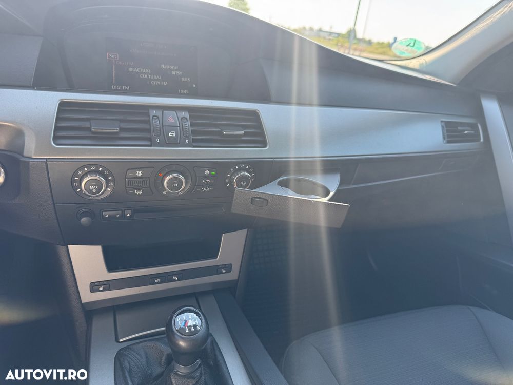BMW Seria 5 520d Touring - 21