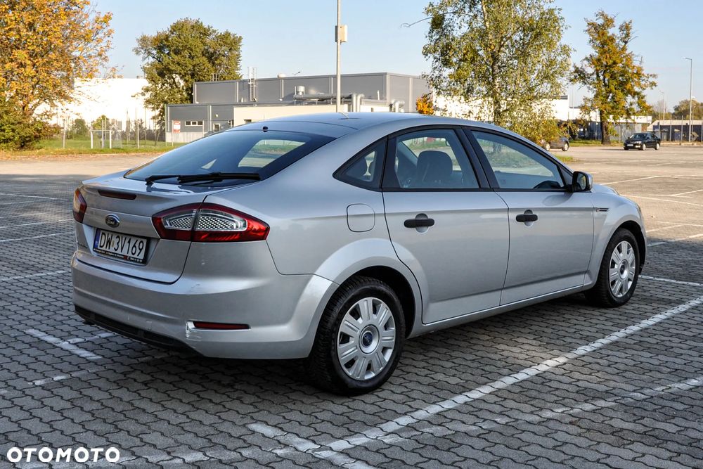 Ford Mondeo - 4