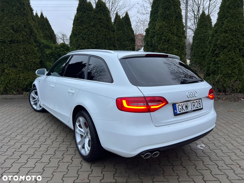 Audi A4 Avant 2.0 TDI DPF Ambition - 14