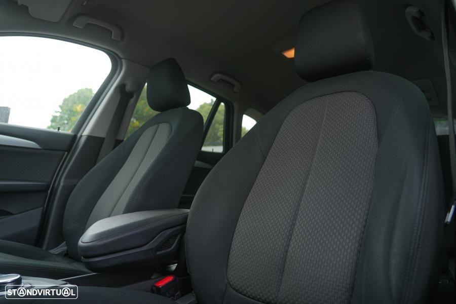 BMW X1 16 d sDrive Advantage - 14