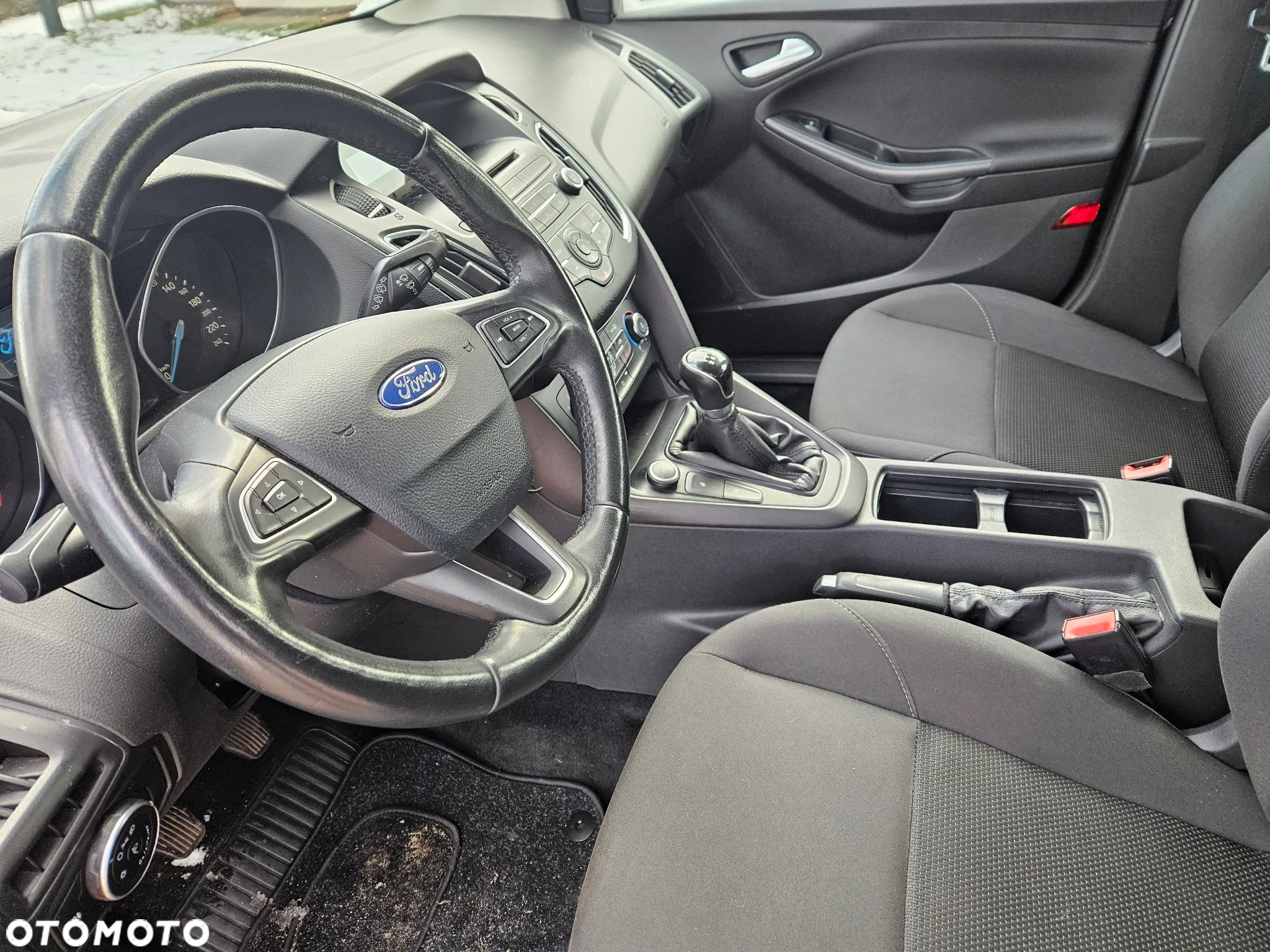 Ford Focus 1.0 EcoBoost 99g Trend - 14