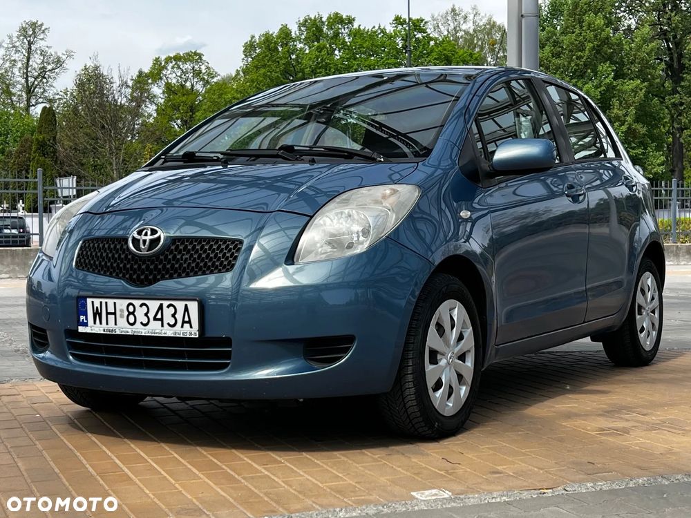 Toyota Yaris 1.3 Sol Premium MM - 2