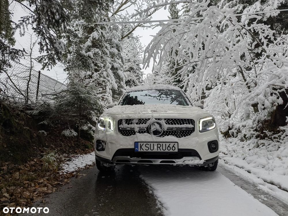 Mercedes-Benz GLB 250 4-Matic Progressive 8G-DCT - 32