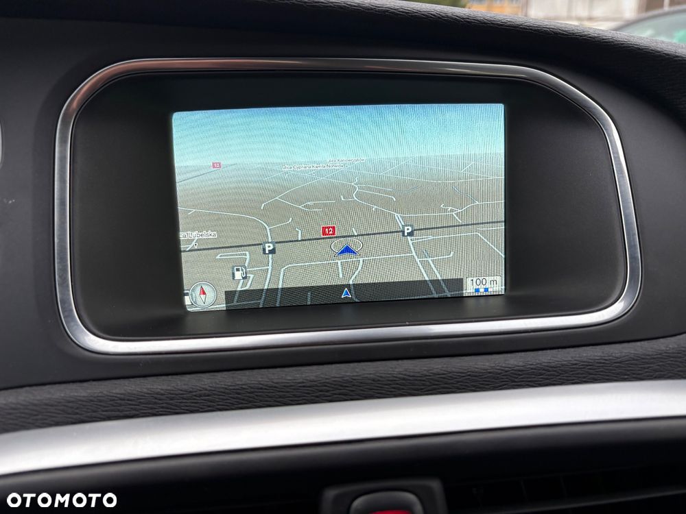 Volvo V40 D2 Summum - 25