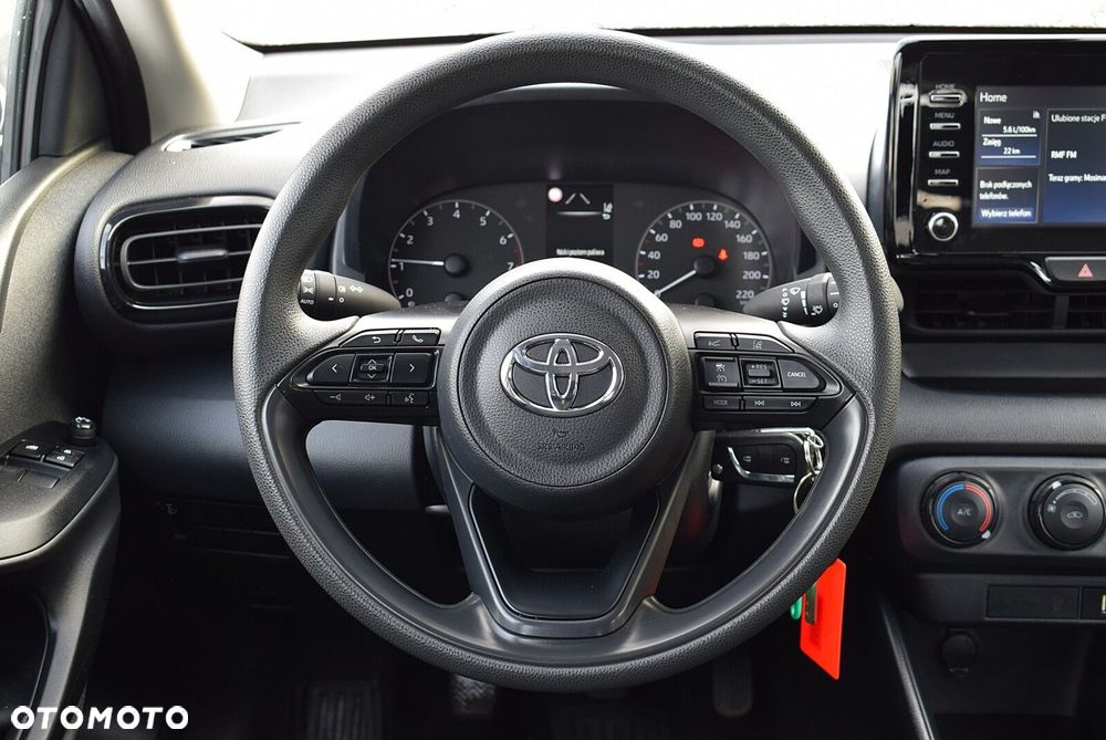 Toyota Yaris - 25