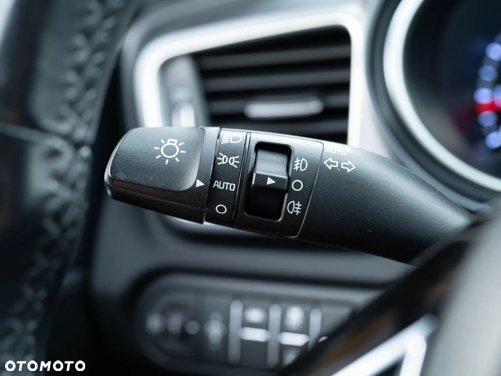 Kia Ceed 1.5 T-GDI M DCT - 27