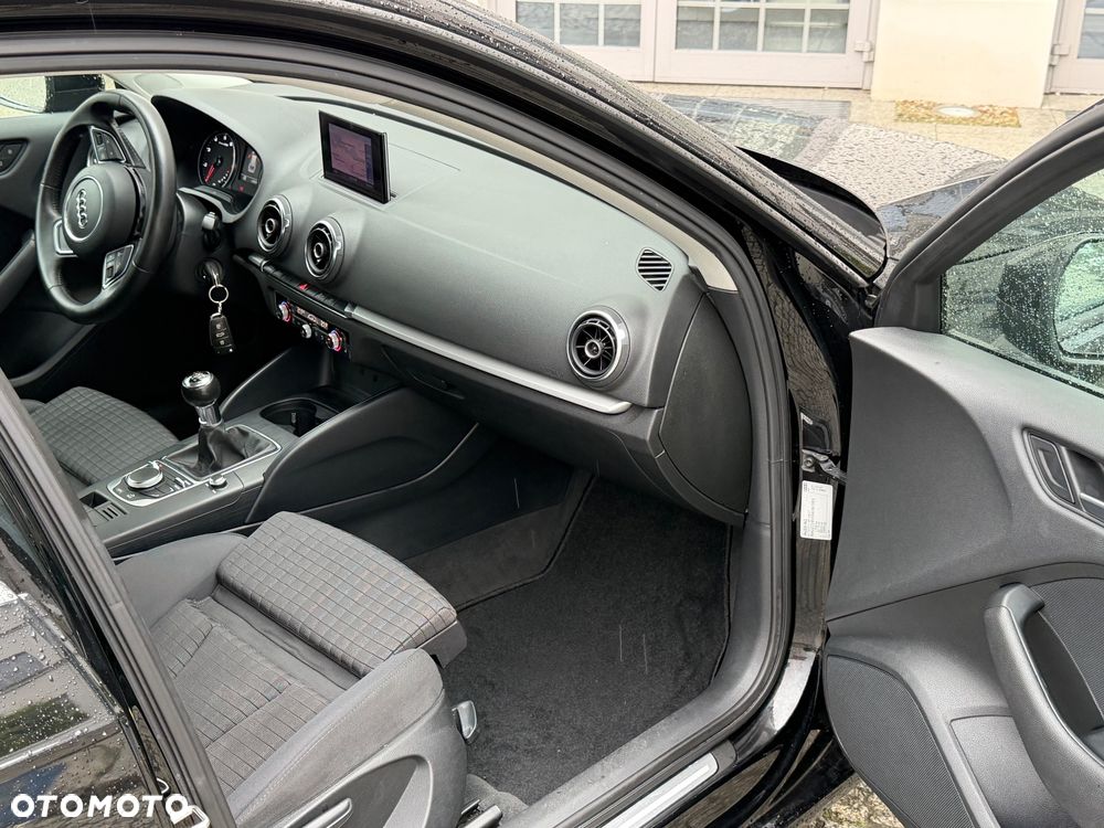 Audi A3 Sportback - 21