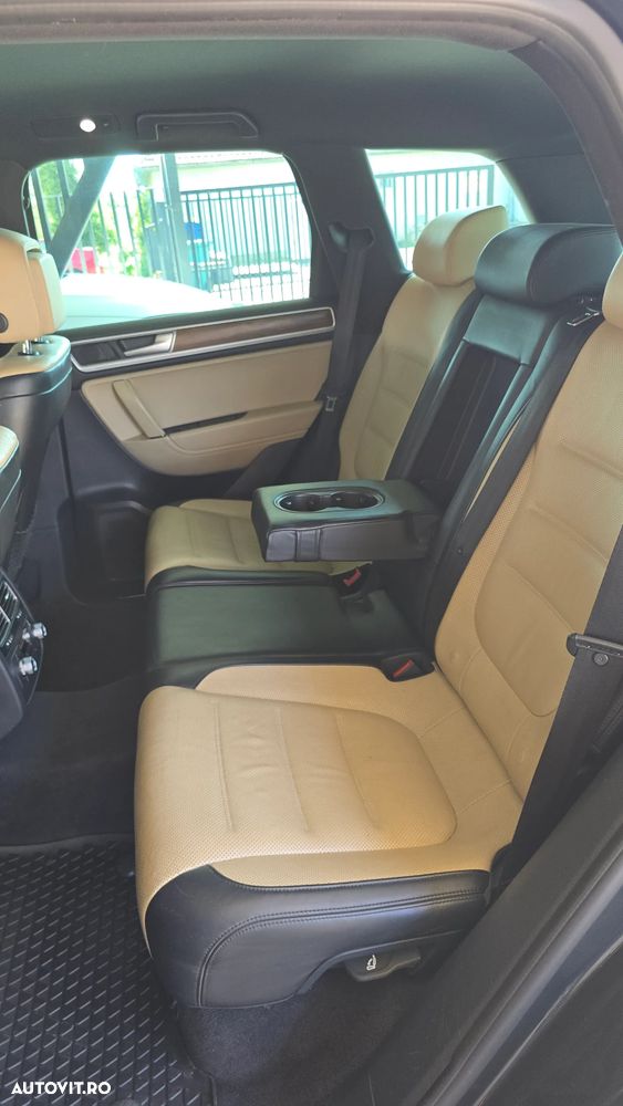 Volkswagen Touareg 3.0 V6 TDI BMT - 23