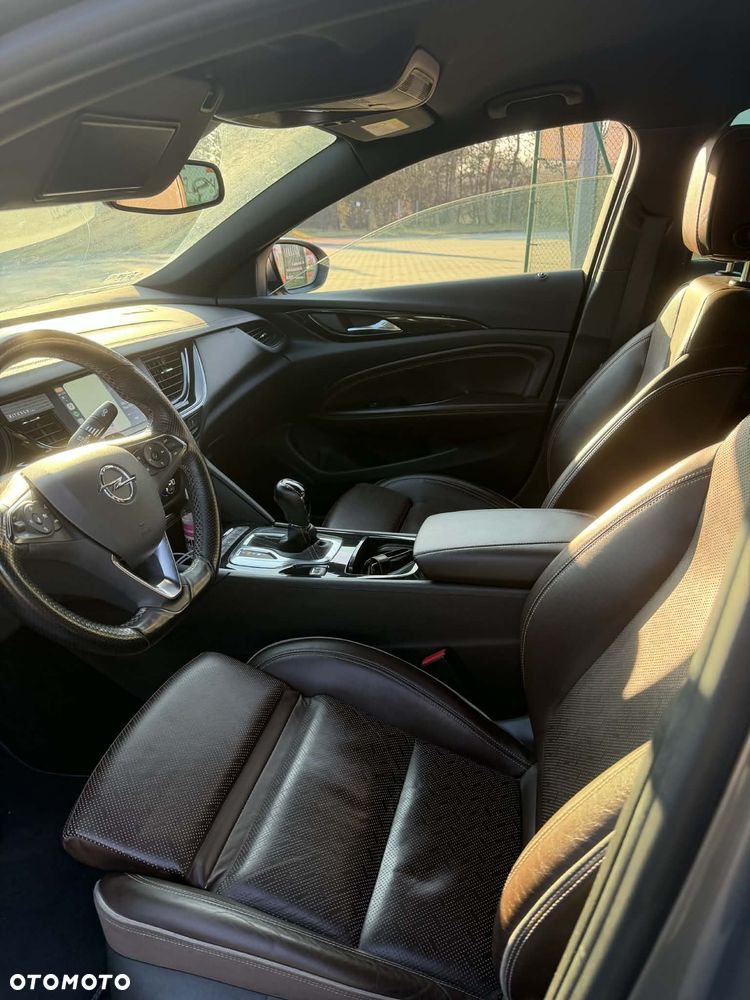 Opel Insignia 2.0 T 4x4 Exclusive S&S - 11