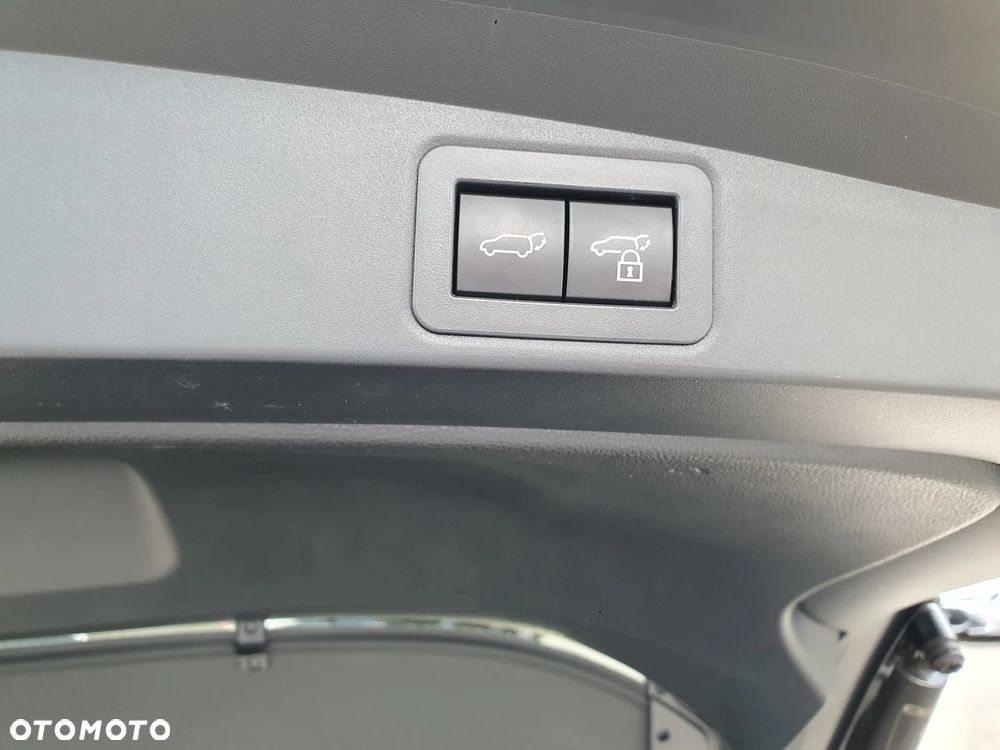 Toyota Corolla 1.8 Hybrid GR Sport - 10