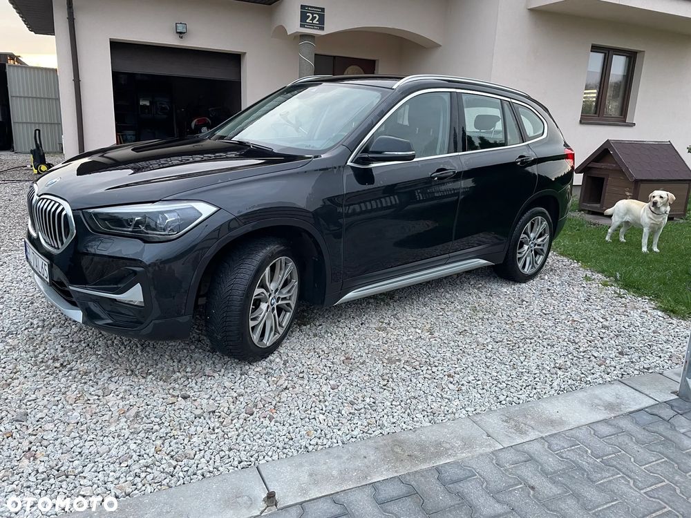 BMW X1 sDrive18i - 11