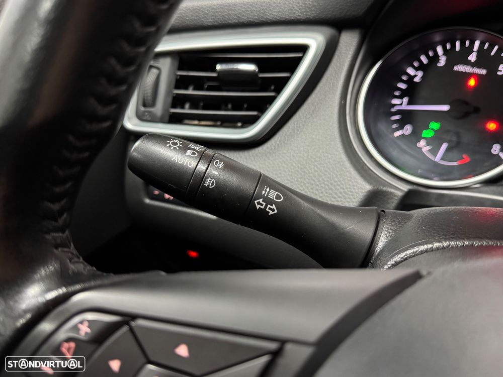 Nissan Qashqai 1.2 DIG-T Tekna Premium S - 26