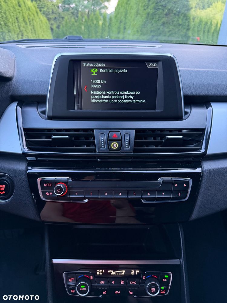 BMW Seria 2 218d - 20