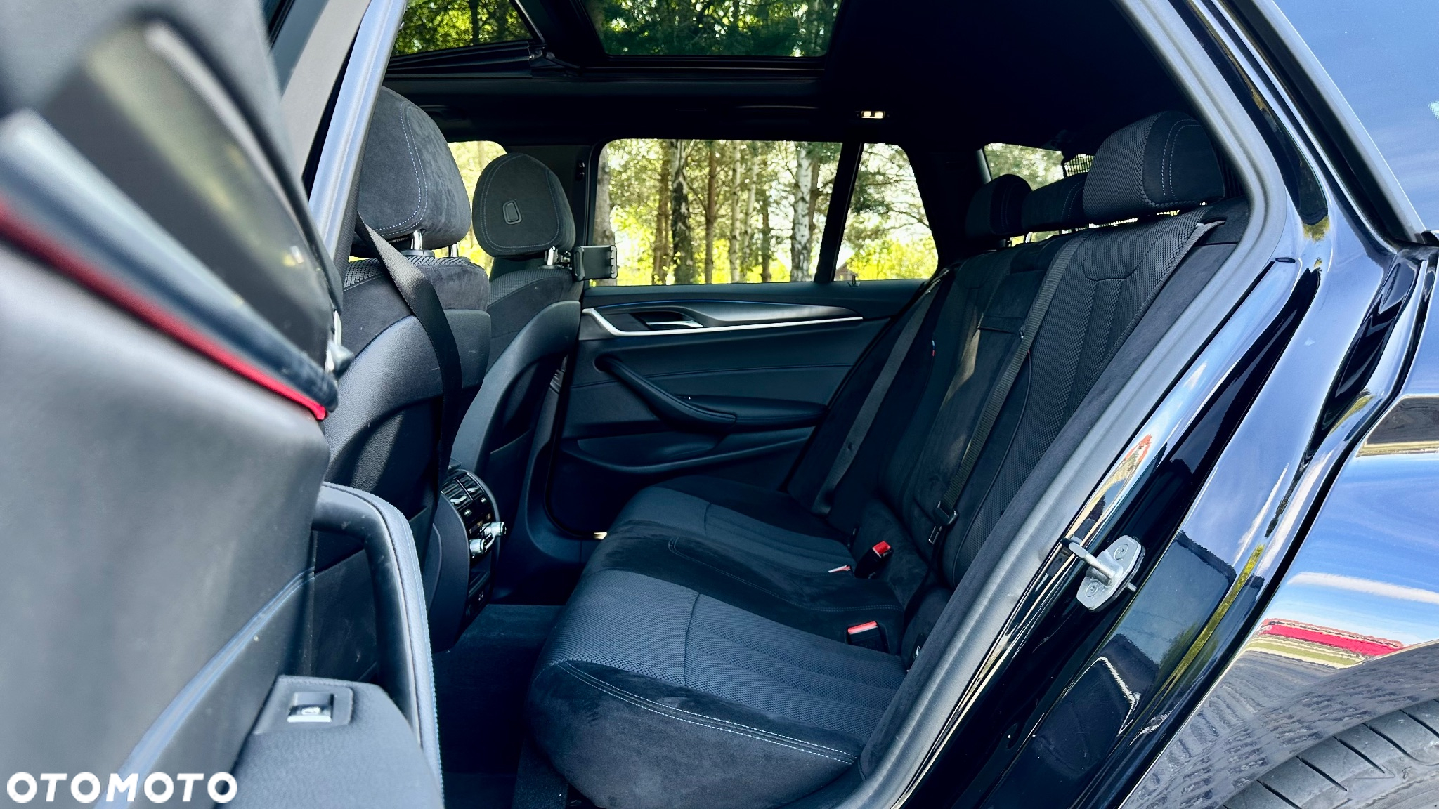 BMW Seria 5 530e Touring - 26