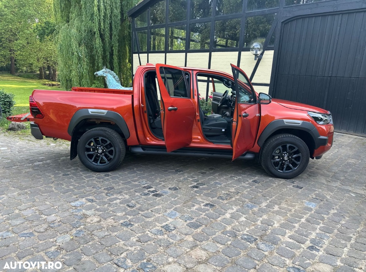 Toyota Hilux 2.8D 204CP 4x4 Double Cab AT Invincible - 8