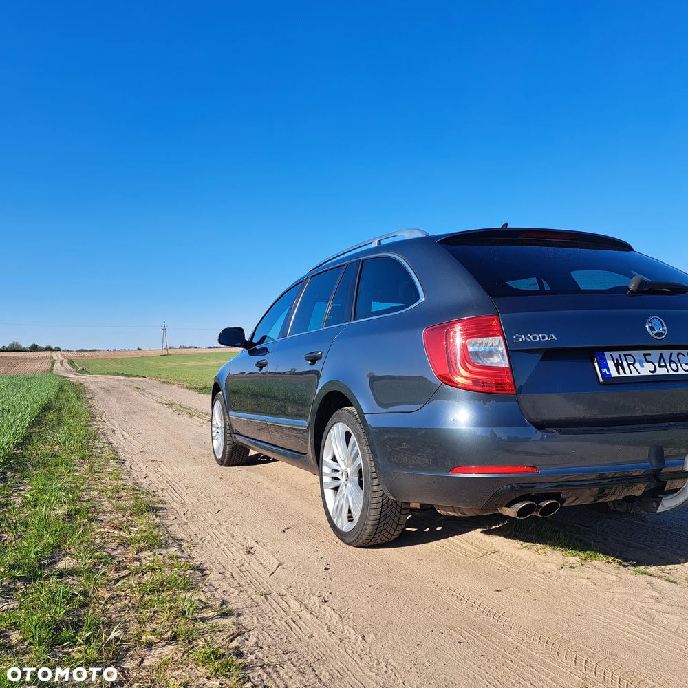 Skoda Superb 2.0 TDI 4x4 Platinum DSG - 7