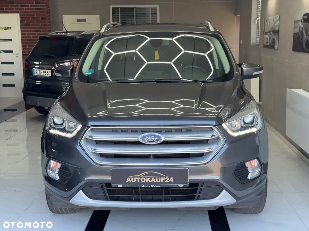 Ford Kuga 1.5 EcoBoost 2x4 Titanium - 4