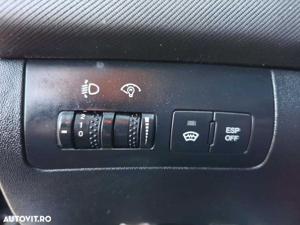 Kia Ceed - 19